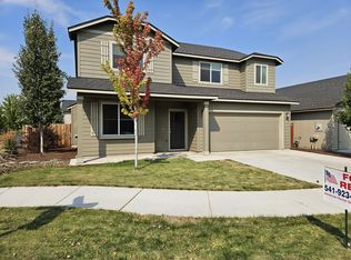 3685 SW Pumice Pl, Redmond, OR 97756