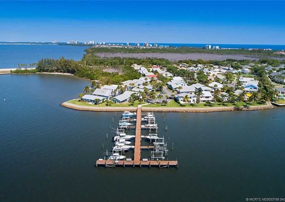 1st image of 3991 NE Breakwater Dr