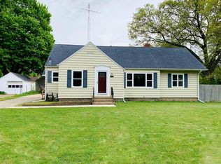 530 Montezuma Rd, Benton Harbor, MI 49022