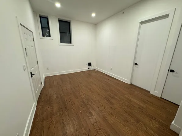 71 Court House Place image 6 of 7