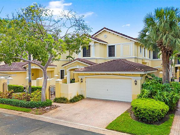 3rd image of 1504 Passion Vine Cir #234