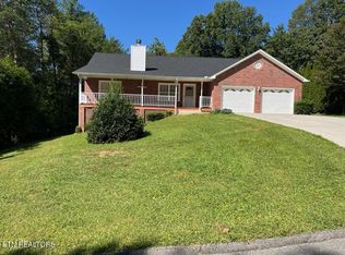 163 Mineral Springs Ln, Jacksboro, TN 37757