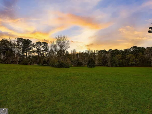 658 McBride Rd, Fayetteville, GA 30215