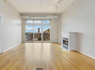 950 W Monroe St UNIT 707, Chicago, IL 60607