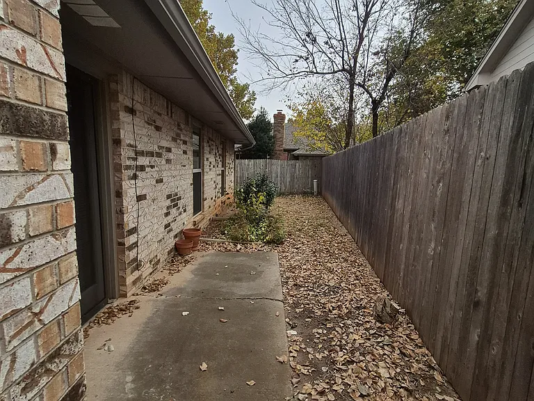 8110 NW 120th St #8110 — Photo 22