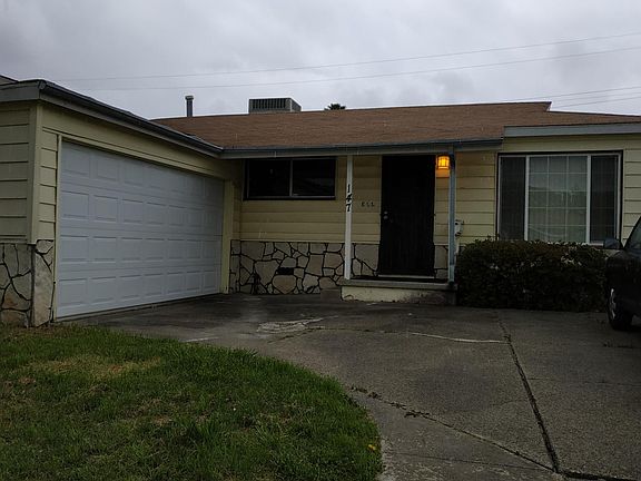 2nd image of 147 Sawyer St