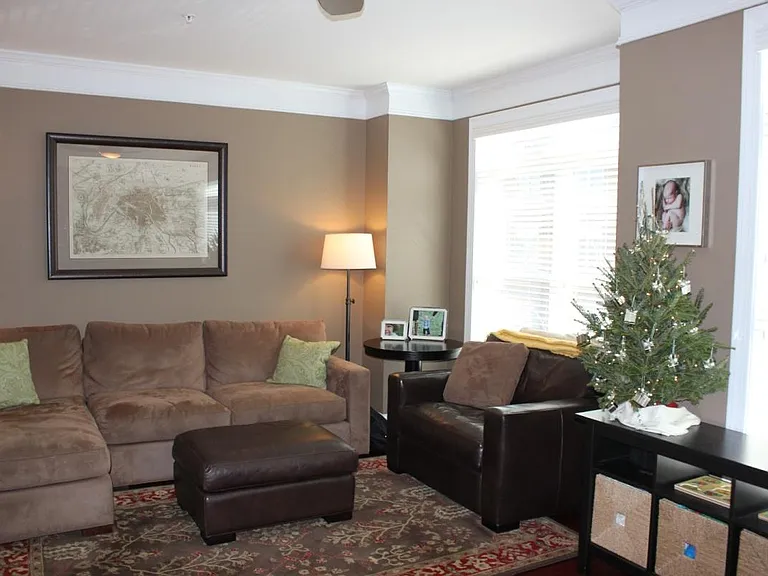 2nd Floor Family Room