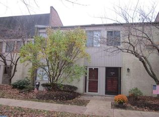 4833 Oxford Ct, Bensalem, PA