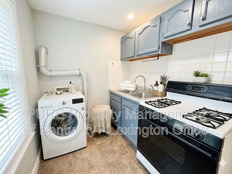 168 Woodland Ave #2 — Photo 11