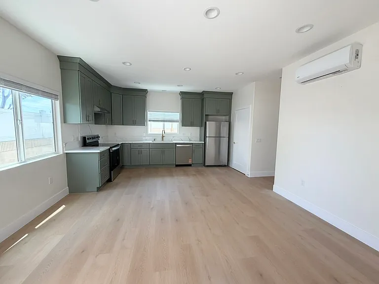 16443 Jody Cir — Photo 13