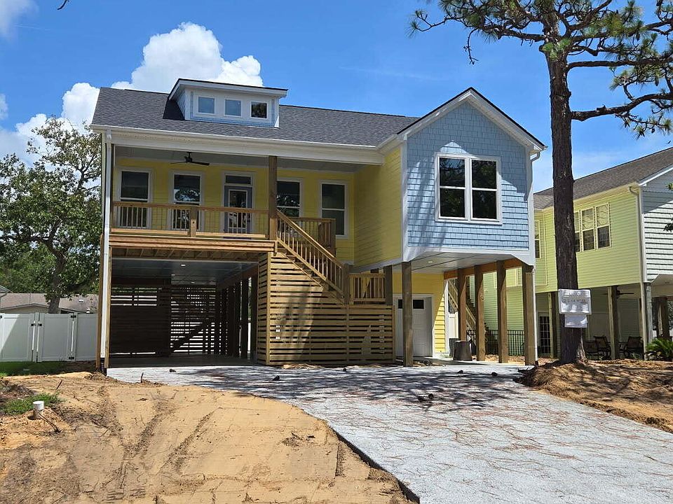 2nd image of 212 NE 38th Street