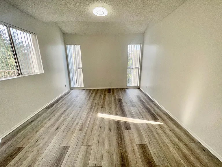 23401 Park Sorrento #22 — Photo 13