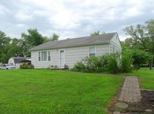 451 NE Meadowbrook Rd, Kansas City, MO 64119