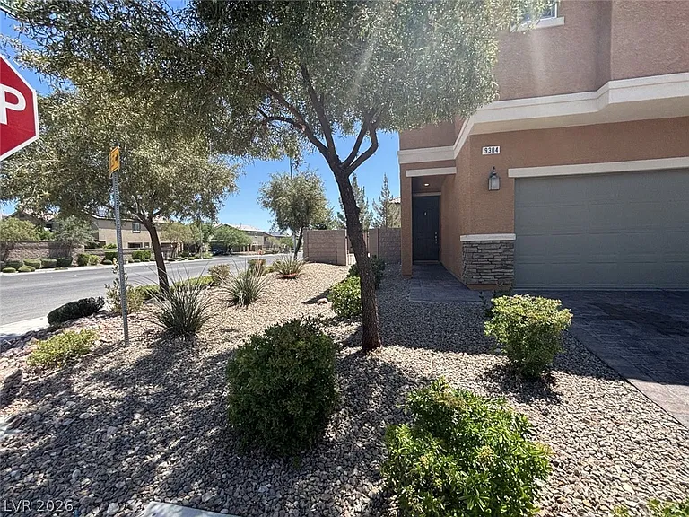 9304 Polwarth Ct — Photo 3