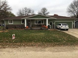 211 Park Ave N, Vermillion, MN 55085