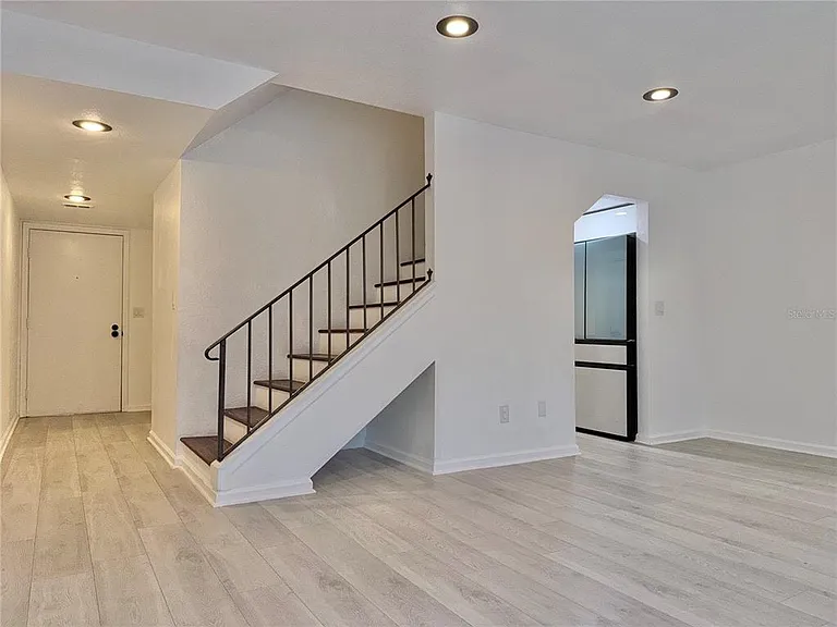 3707 Pine Cone Cir — Photo 3