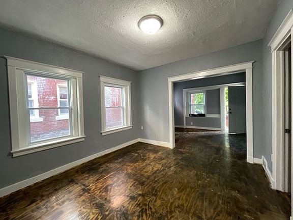 2nd image of 4419 Independence Ave Floor 1W