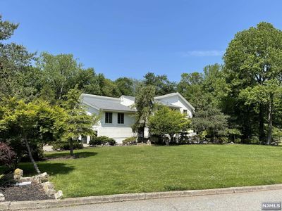 325 Westwind Ct, Norwood, NJ, 07648