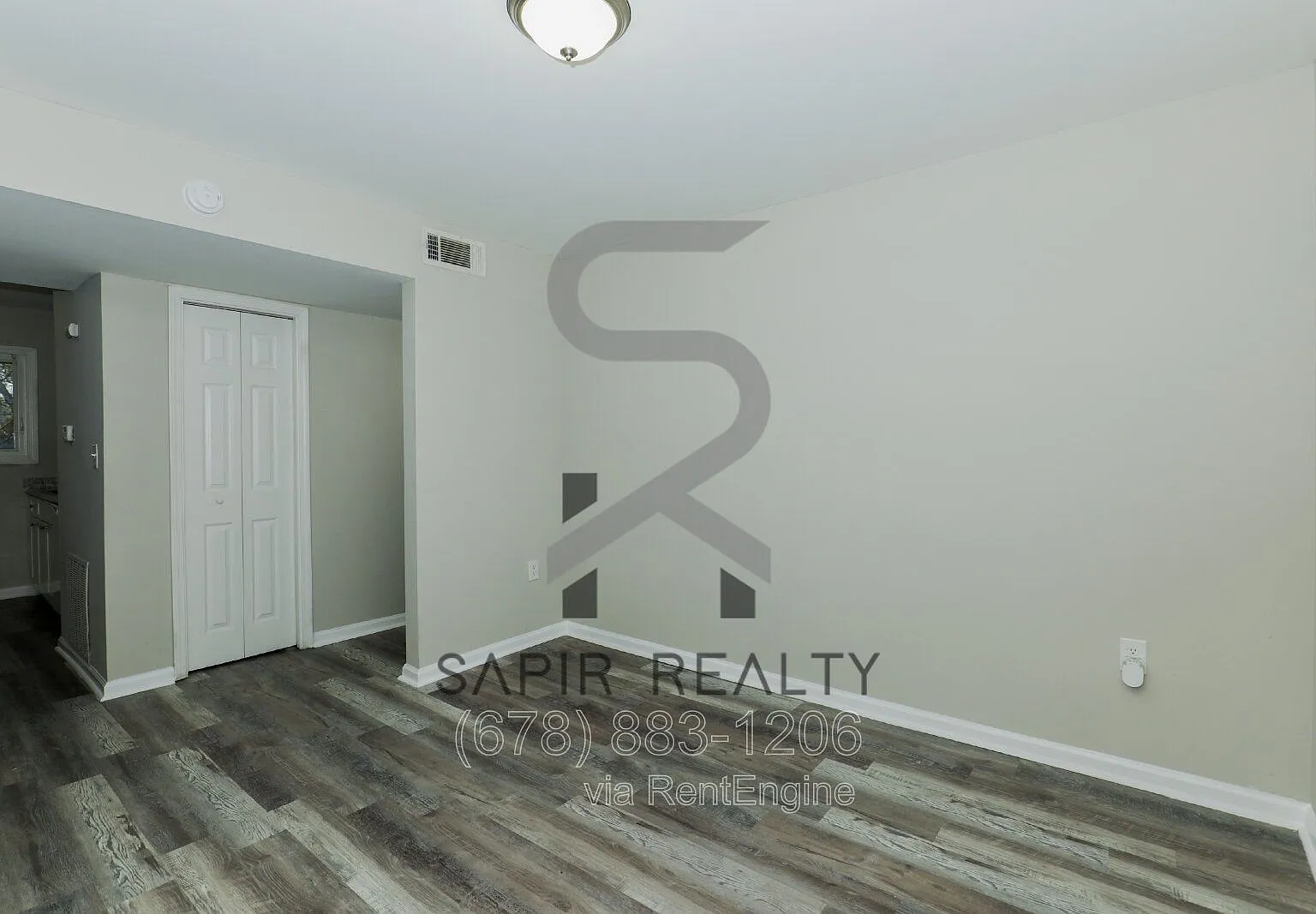 2 bed, 1.0 bath, 760 sqft, $1,045 — Photo 3