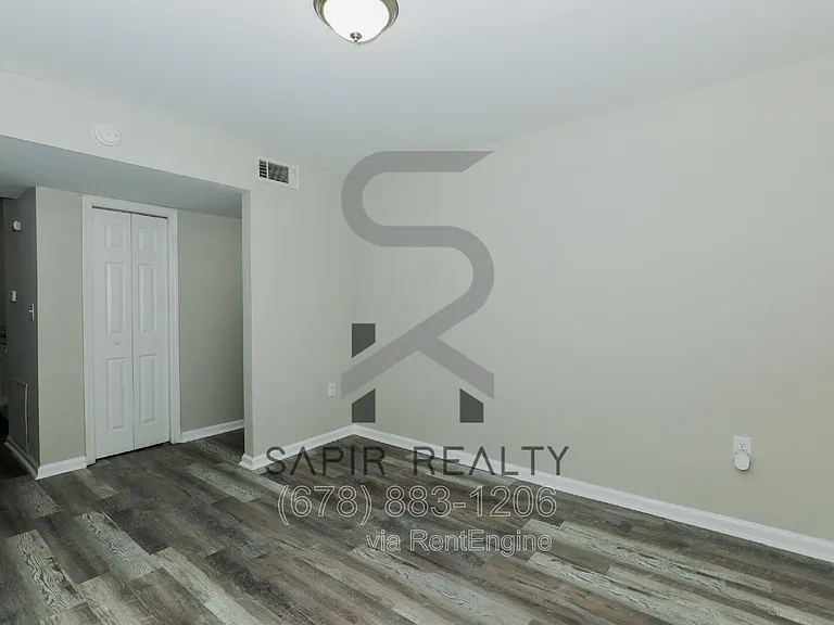 166 Anderson Ave NW #B12 — Photo 6