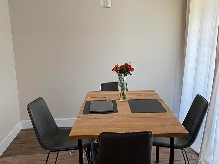 118 W America St #2 — Photo 8