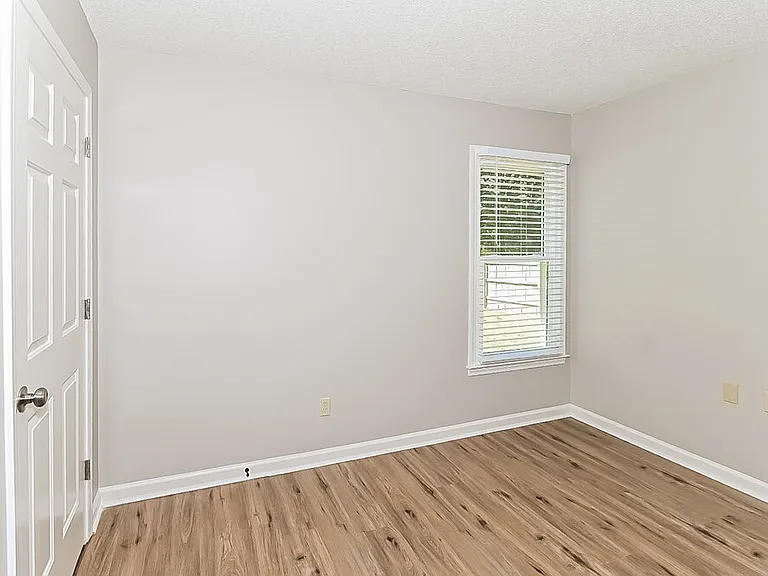 1555 Appling Wood Cv N — Photo 15