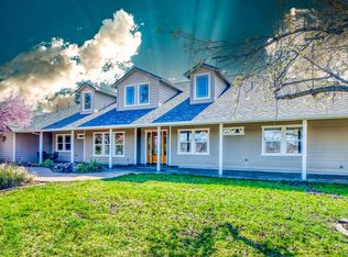 13387 Lark Ct, Redding, CA 96003