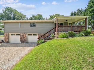 962 Pamela Dr, Lower Burrell, PA 15068
