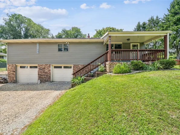 962 Pamela Dr, Lower Burrell, PA 15068