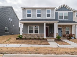 723 Chandler Stone Dr, Zebulon, NC 27597