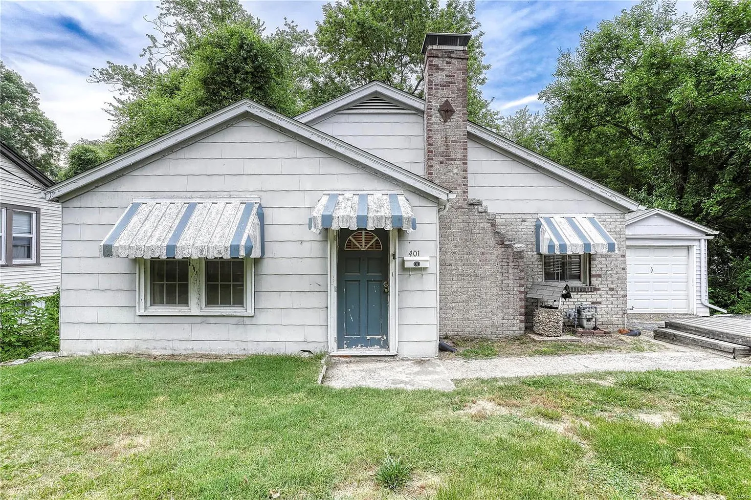 401 W Van Buren St photo 1