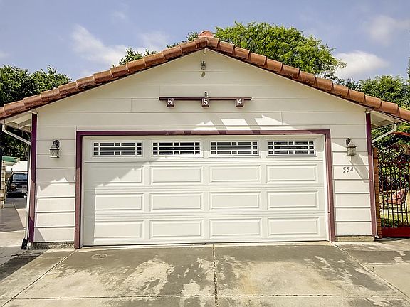 2nd image of 554 Guerra Ct