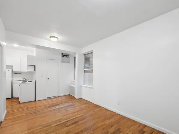 320 East 49th Street image 1 of 6