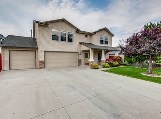 3320 S Oxbow Dr, Nampa, ID 83686