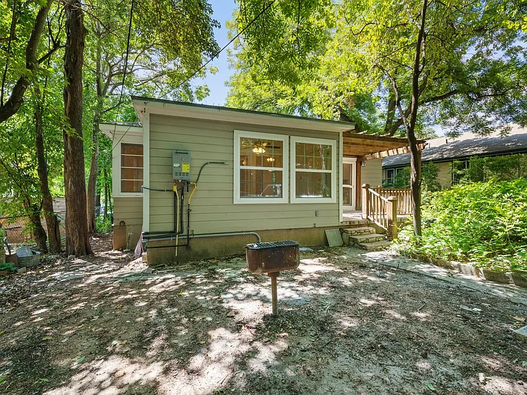 3213 Hampton Rd — Photo 20