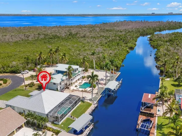 3227 Manatee Dr, Saint James City, FL 33956