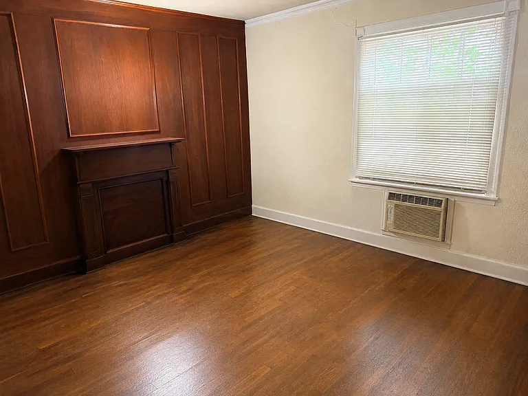 1322 E Ann Arbor Ave — Photo 6