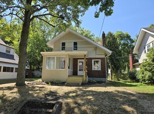 1600 Hampton Rd, Akron, OH 44305