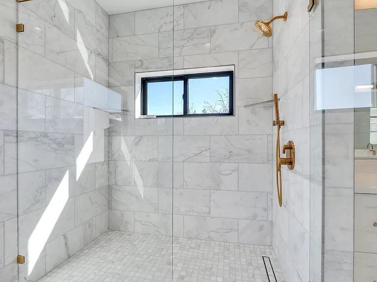 Jocelyn Court Townhomes — Photo 37