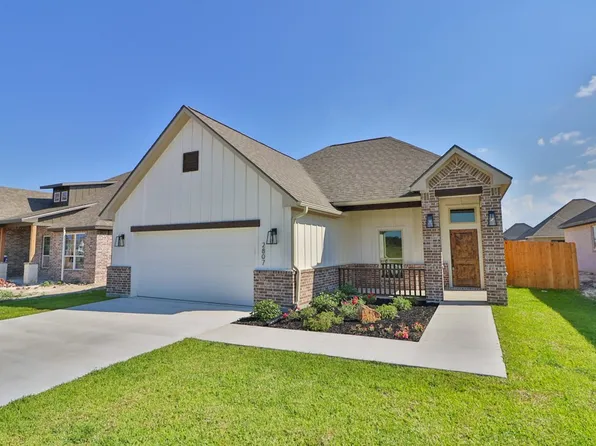 2807 Spector Dr, Bryan, TX 77808