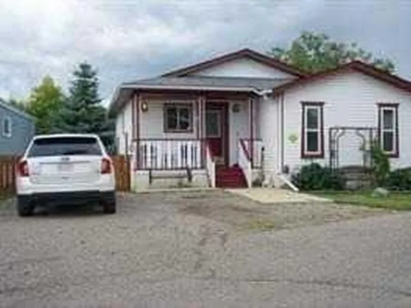 429 Homestead Trl SE, High River, AB T1V 1J9