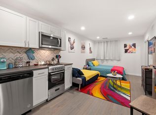 253 3rd St APT 1A, Hoboken, NJ 07030