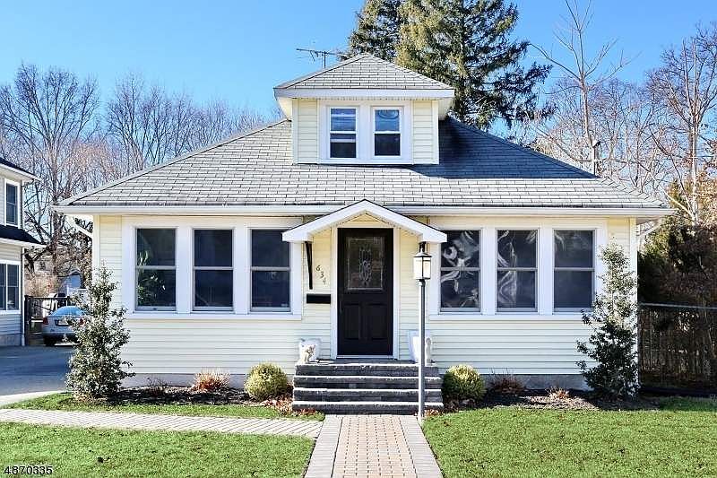 1st image of 634 Lincoln Ave