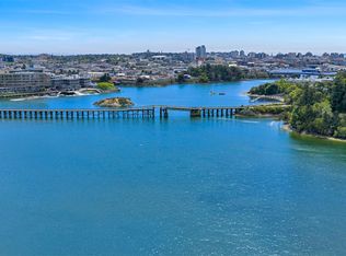 Treelane Estates, Victoria, BC V9A 6Z2