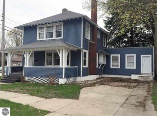212 S Simon St, Cadillac, MI 49601