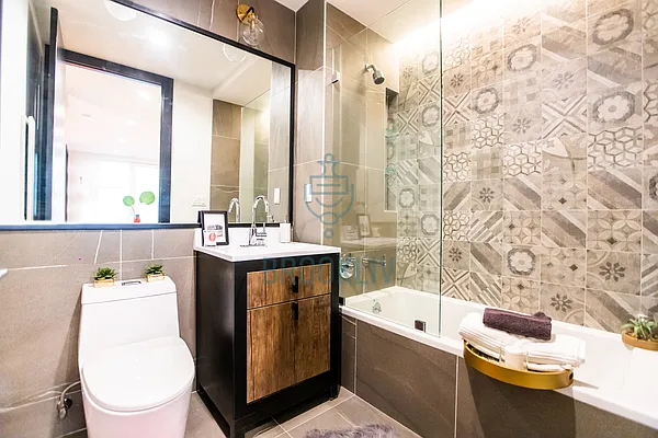 Rented by Keren Capital Group, LLC | media 71