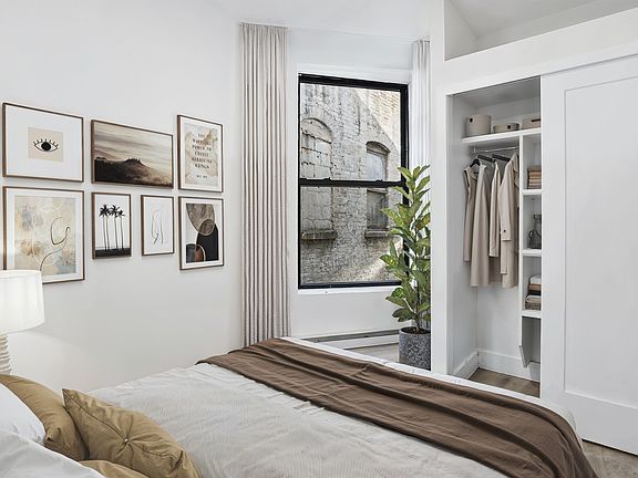 3rd image of 139 W 113th St APT 2W