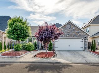 3423 N Apricot Ave, Fresno, CA 93727