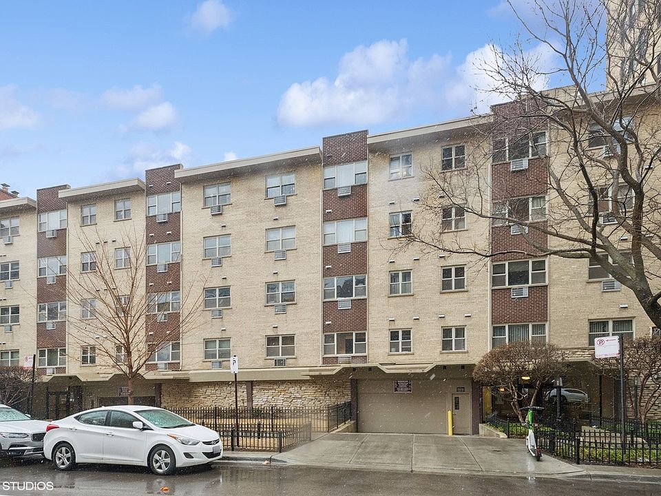1st image of 420 W Aldine Ave APT 330