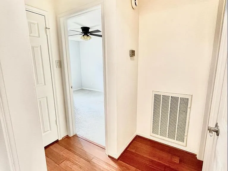 4115 Woodbridge Dr — Photo 8